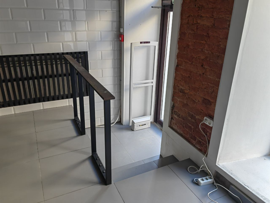 Магазин оптики Стиль, г. Санкт-Петербург, Вознесенский проспект 33 - проход 1 метр0