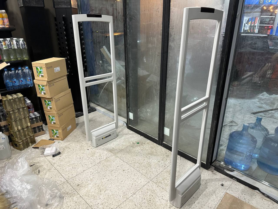 АЗС ГАЗПРОМНЕФТЬ, г. Москва, МКАД 39 км, вл. 1, стр. 1 - проход 120 см0