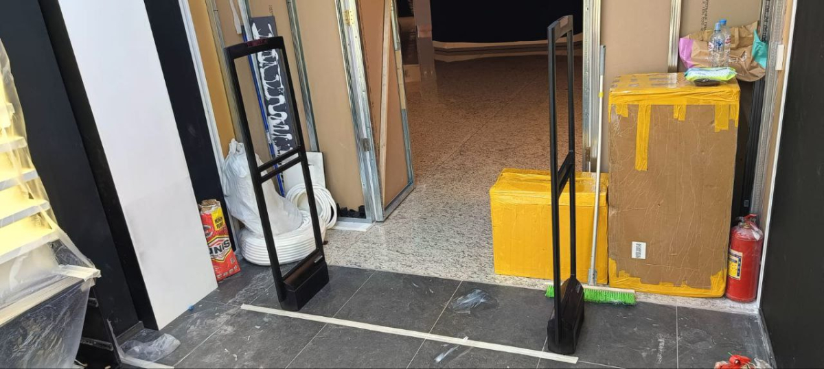 Магазин Sun Fusion, г. Москва, ТЦ Щёлковский - проход 3 метра1