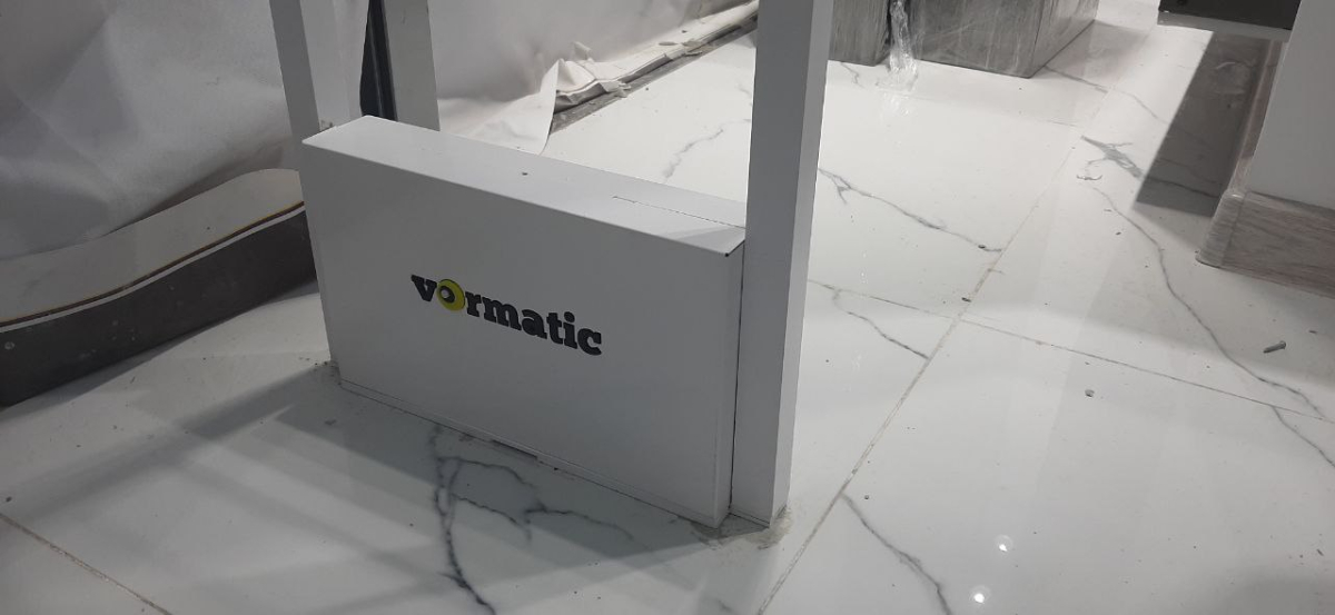 Магазин SERGE, г. Брянск, ТРЦ АЭРОПАРК - проход 160 см3