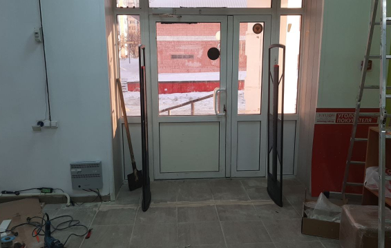 Секонд-хенд Лондон, г. Белгород, ул. Щорса 54 - проход 140 см