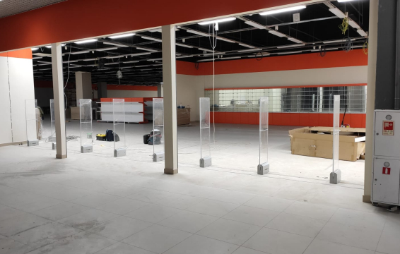 Магазин DNS, г. Армавир, Краснодарский край, Мегацентр Красная Площадь - проход 10 метров