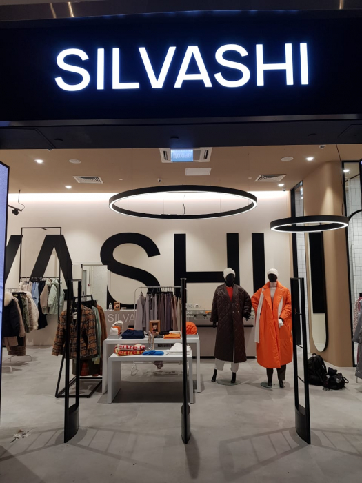 Магазин SILVASHI, г. Москва, ТЦ Метрополис - проход 380 см1